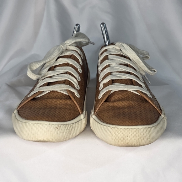 Universal Thread Sneakers Textured Weave Pattern Lace Up Dark Chestnut Caramel 9 - Picture 7 of 10
